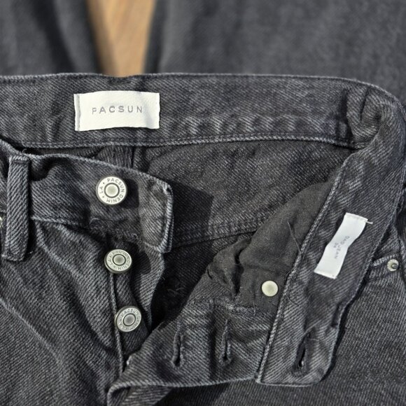 PacSun Women’s Black Dad Jeans – Size 24 (Button Fly, Distressed Knees) - Picture 4 of 4